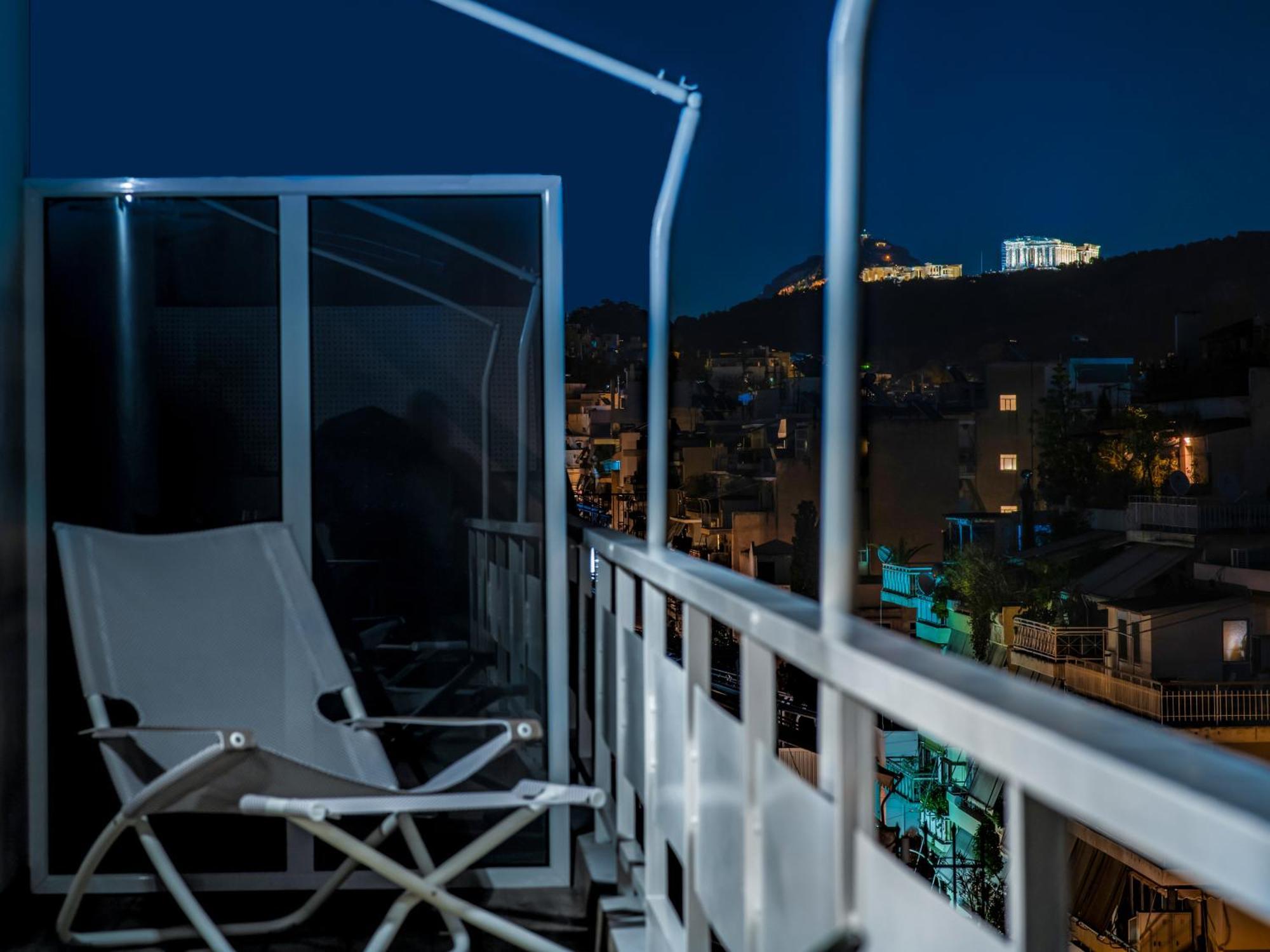 Athens Loft By Phoenix Apartments Atenas Exterior foto